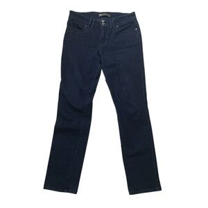 Levi’s dark wash mid-rise skinny jean size 8m
